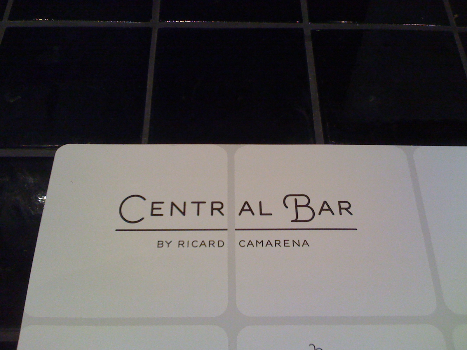 Restaurante Central Bar by Ricard Camarena Detalle carta
